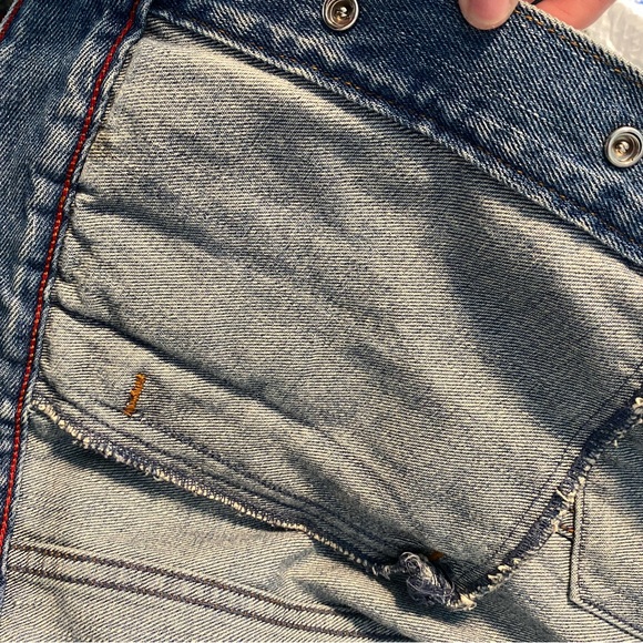 Levi's Classic Denim Jacket - Picture 3 of 7